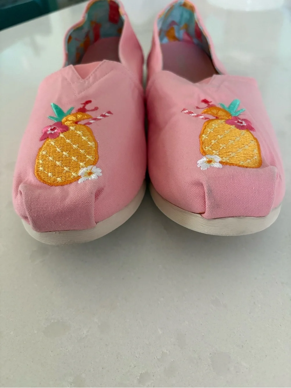 TOMS Alpargata Pink Quartz Pineapple Embroidered Slip On Shoes Women’s 12 Canvas